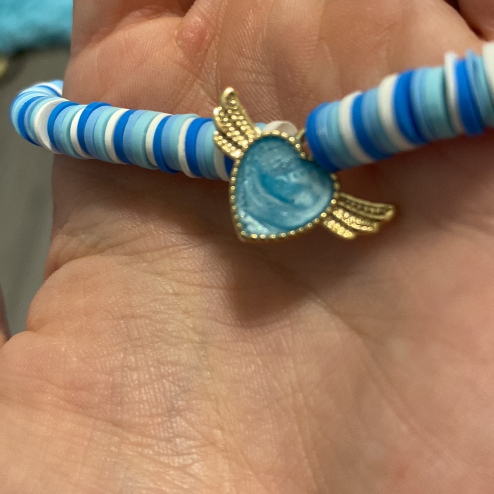 Blue hearts ๐ clay beaded bracelet ! - Picture 2 of 3